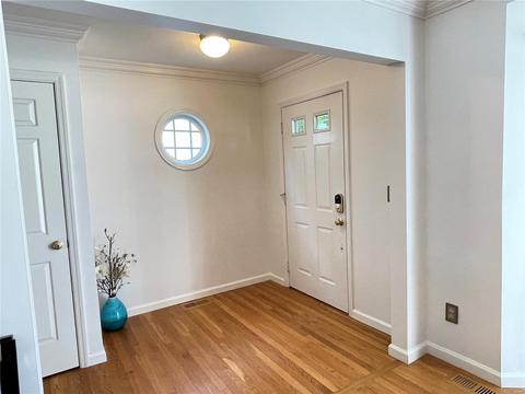 9727 Stanley Ave, Saint Louis, MO 63119 photo 9