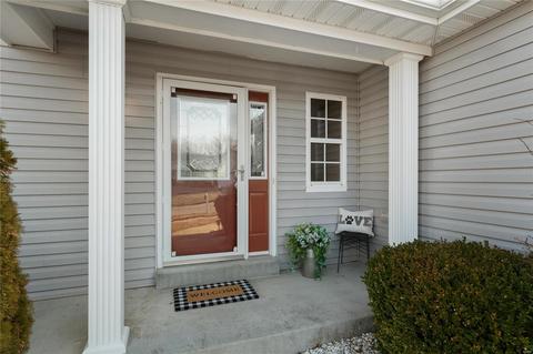 747 Longfellow Cir, O'fallon, MO 63366 photo 5