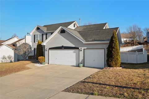 747 Longfellow Cir, O'fallon, MO 63366 photo 3