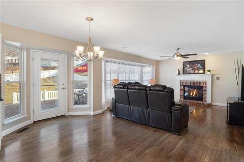 747 Longfellow Cir, O'fallon, MO 63366 photo 18