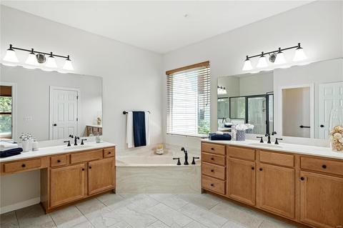 16632 Benton Taylor Dr, Chesterfield, MO 63005 photo 17