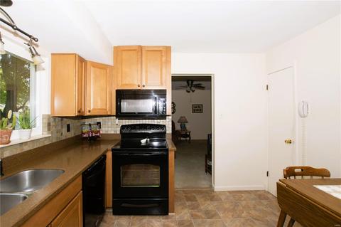 468 Chamberlin Dr, Manchester, MO 63021 photo 5