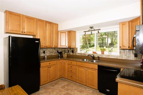 468 Chamberlin Dr, Manchester, MO 63021 photo 4
