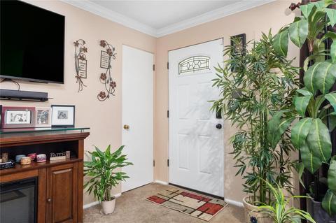 9003 Harold Dr, Saint Louis, MO 63134 photo 4