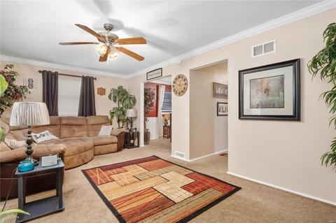 9003 Harold Dr, Saint Louis, MO 63134 photo 5