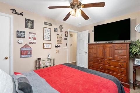9003 Harold Dr, Saint Louis, MO 63134 photo 11
