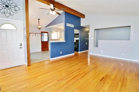 316 Ballwin Ave, Ballwin, MO 63021 photo 5