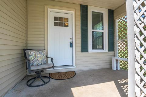 129 S Virginia Ave, Eureka, MO 63025 photo 3