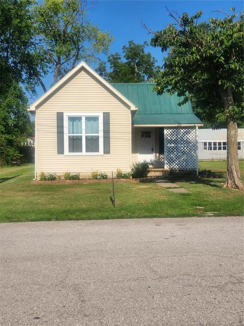 129 S Virginia Ave, Eureka, MO 63025 photo 2