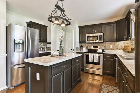 1002 Tilestone Dr, O'fallon, MO 63366 photo 15