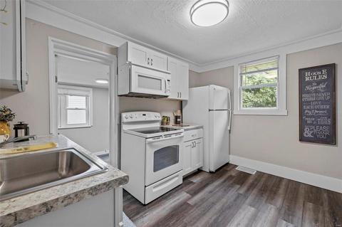 827 Marvin Ave, Saint Louis, MO 63135 photo 7