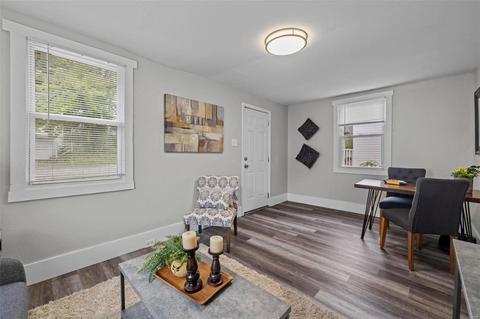 827 Marvin Ave, Saint Louis, MO 63135 photo 3