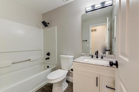 16244 Castlerea Blvd, Ellisville, MO 63021 photo 23