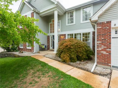 712 Leicester Square Ct, Ballwin, MO 63021 photo 4