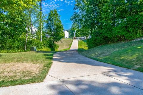 1306 Arbor Bluff Cir, Ballwin, MO 63021 photo 59