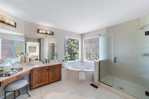 16111 Ridgewoods Crest Ct, Ellisville, MO 63038 photo 28