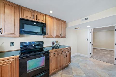 16111 Ridgewoods Crest Ct, Ellisville, MO 63038 photo 40