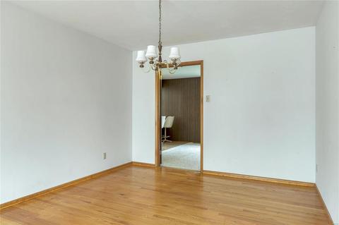 4559 Valmeyer Dr, Saint Louis, MO 63128 photo 8