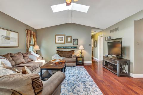 2921 White Stable Dr, O'fallon, MO 63368 photo 6