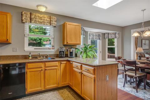 2921 White Stable Dr, O'fallon, MO 63368 photo 10