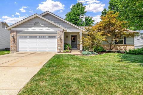 2921 White Stable Dr, O'fallon, MO 63368 photo 1