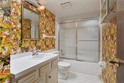 14 Williamsburg Rd, Saint Louis, MO 63141 photo 25