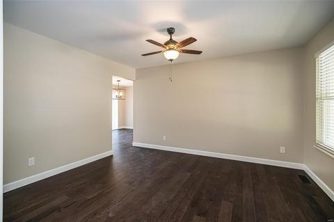 1115 Holgate Dr, Manchester, MO 63021 photo 4