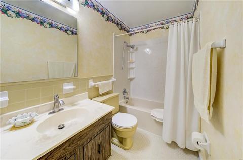 1041 Summer Tree Dr, Ballwin, MO 63011 photo 17