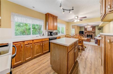 1041 Summer Tree Dr, Ballwin, MO 63011 photo 6