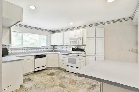108 Calico Ln, Ballwin, MO 63011 photo 7