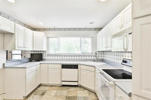 108 Calico Ln, Ballwin, MO 63011 photo 8