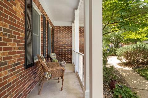 860 Heron Woods Dr, Manchester, MO 63021 photo 3