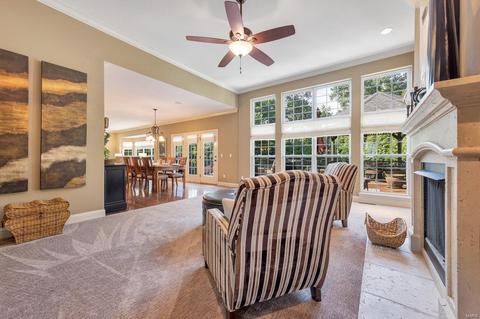 168 Point Lansing Cir, Ballwin, MO 63021 photo 9
