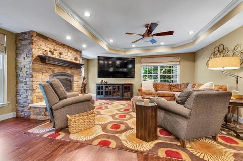 168 Point Lansing Cir, Ballwin, MO 63021 photo 55