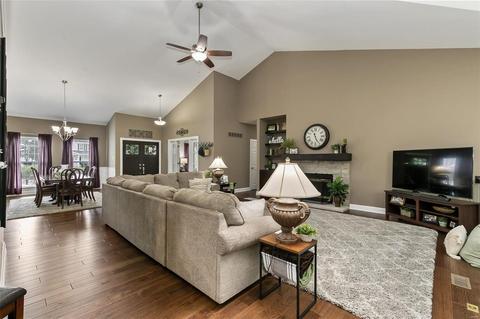 954 Legends View Dr, Eureka, MO 63025 photo 17