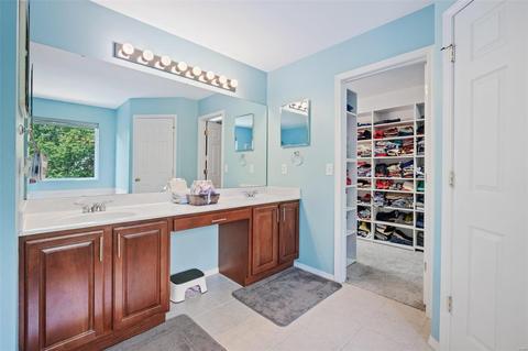 475 Madrina Ct, Ballwin, MO 63021 photo 32