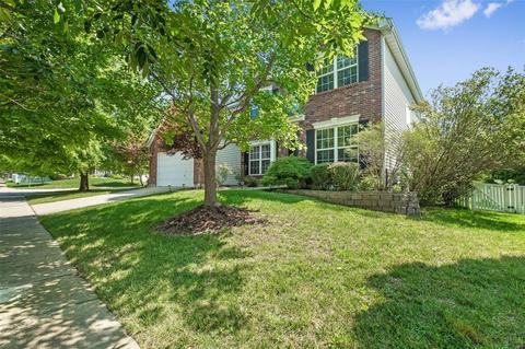 475 Madrina Ct, Ballwin, MO 63021 photo 2