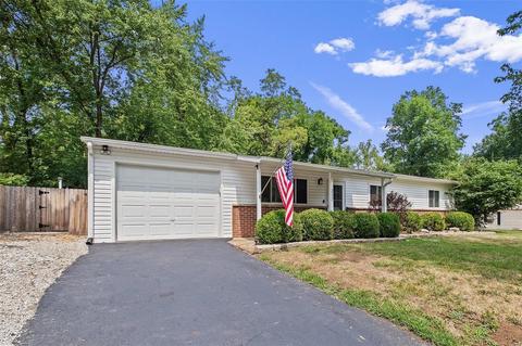237 Ries Rd, Ballwin, MO 63021 photo 2