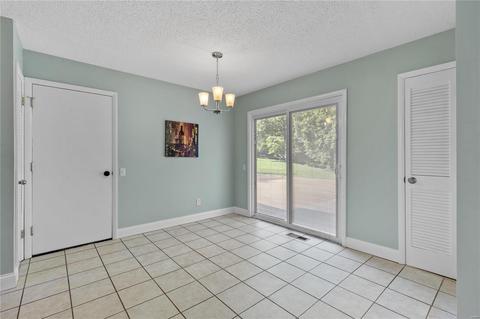 714 Inglestone Ct, Manchester, MO 63021 photo 9