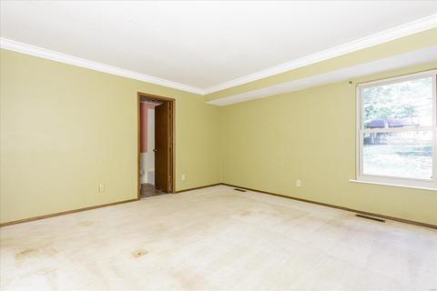 346 Towerwood Dr, Ballwin, MO 63021 photo 25
