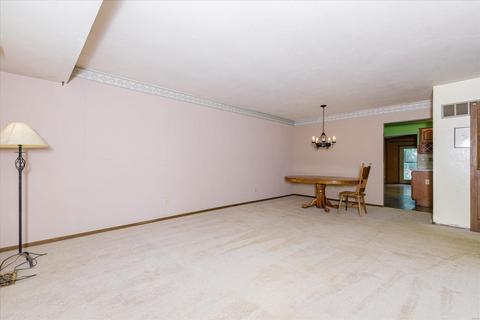 346 Towerwood Dr, Ballwin, MO 63021 photo 7