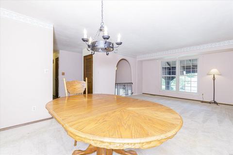 346 Towerwood Dr, Ballwin, MO 63021 photo 12