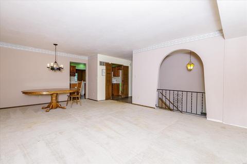 346 Towerwood Dr, Ballwin, MO 63021 photo 8