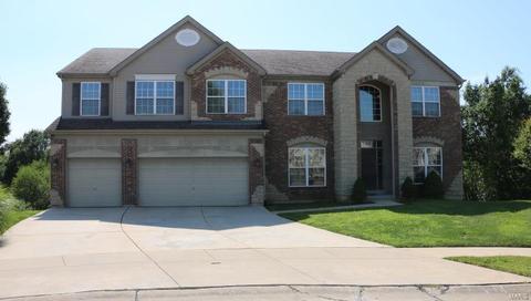 6 Montclair Estates Cir, Saint Charles, MO 63303 photo 2