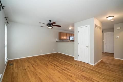 1331 Parkview Estates Dr, Ellisville, MO 63021 photo 4