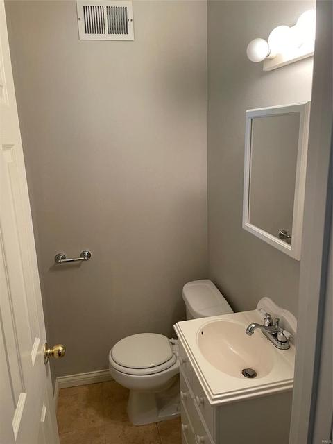 408 Prince Ruppert Dr, O'fallon, MO 63366 photo 9