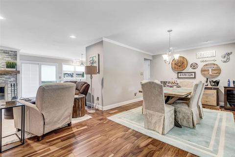 920 Napoli Dr, Ballwin, MO 63021 photo 11