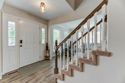 7184 Oak Stream Dr, O'fallon, MO 63368 photo 2