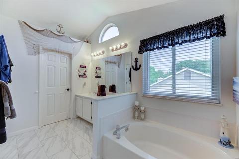 7184 Oak Stream Dr, O'fallon, MO 63368 photo 14
