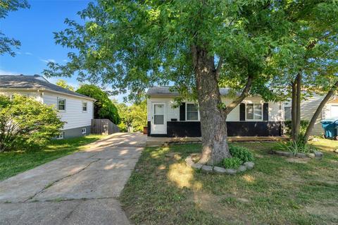 116 Solley Dr, Ballwin, MO 63021 photo 2